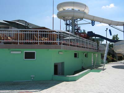 Kafic kod belog tobogana